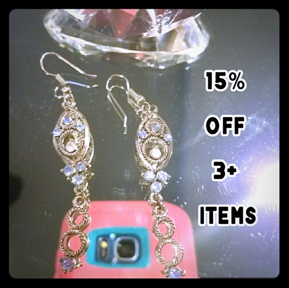 Jewelry - Antique baby blue earrings